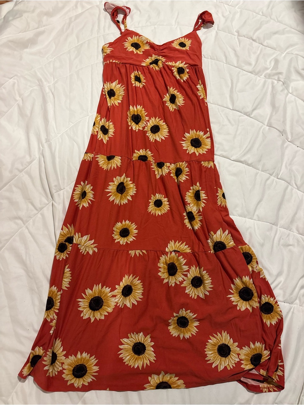 Derek Heart Burnt Red Sunflower Print Tiered Maxi Dress with spaghetti straps Lg